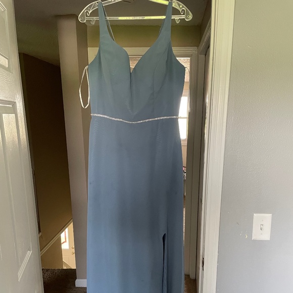 Prom Dress - Picture 1 of 2